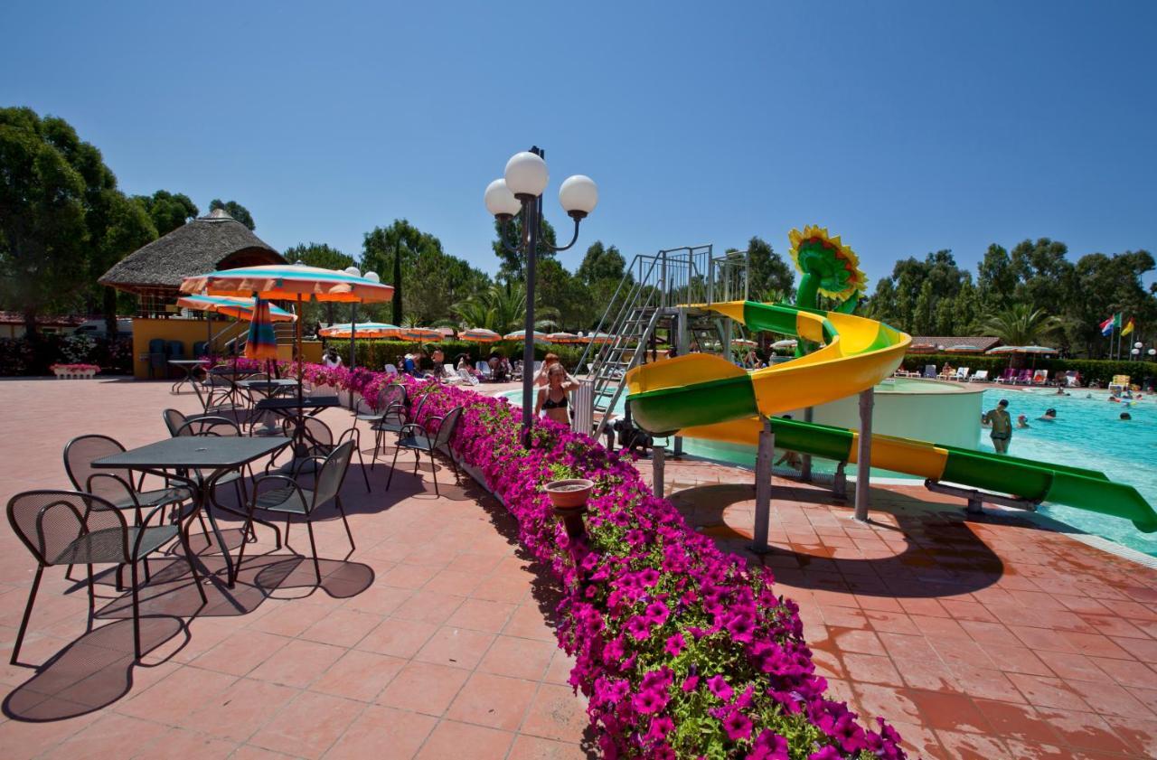 Happy Camp Mobile Homes In Camping Village Free Time Marina Di Bibbona Exteriér fotografie